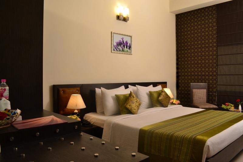 Townhouse Greater Kailash Hotel New Delhi Luaran gambar